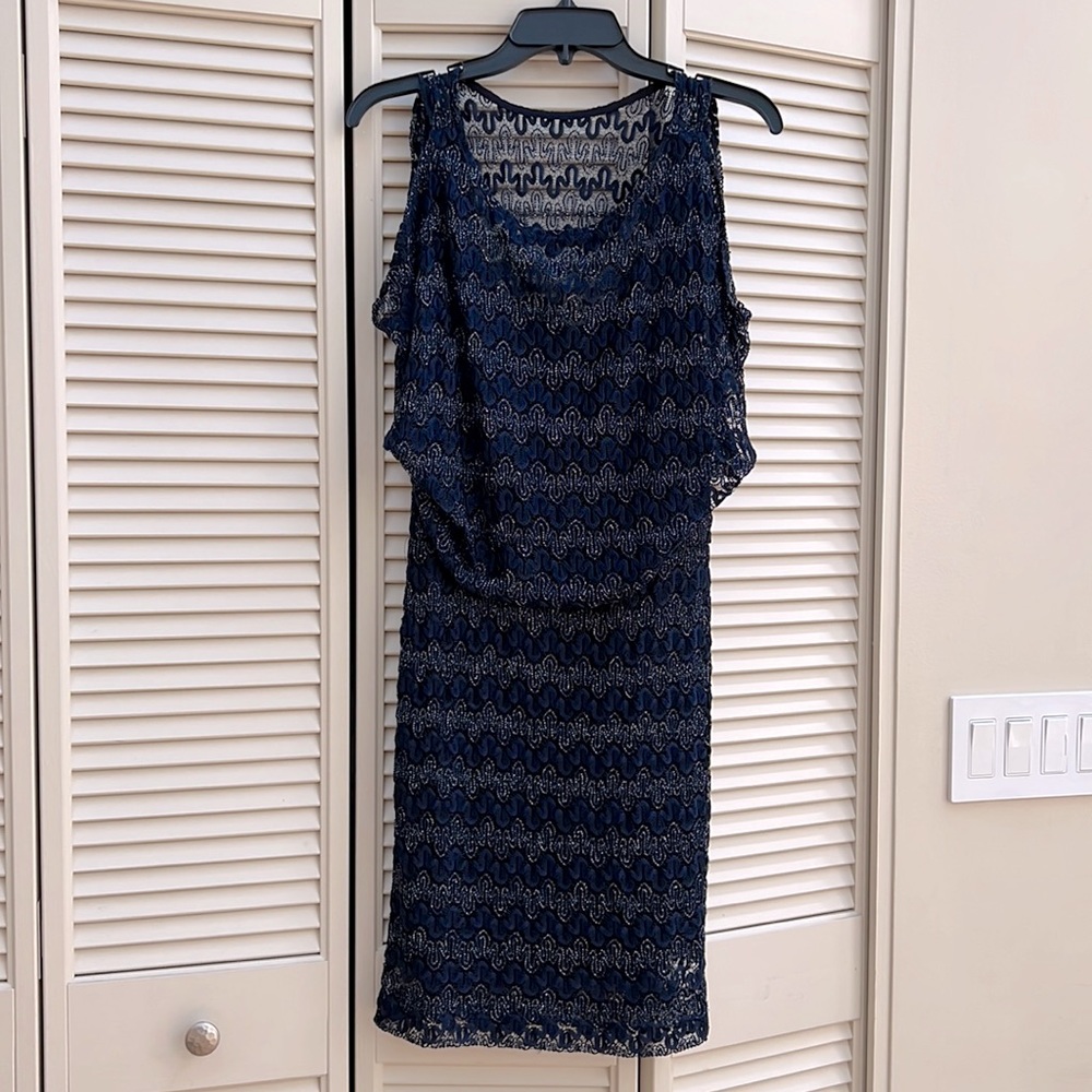 Dress navy blue and silver lacey